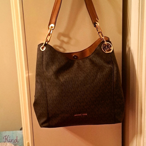 🎁 New Michael Kors FultonSignature Leather Tan/ Cream 🥰 EXCELLENT GIFT - Picture 5 of 16